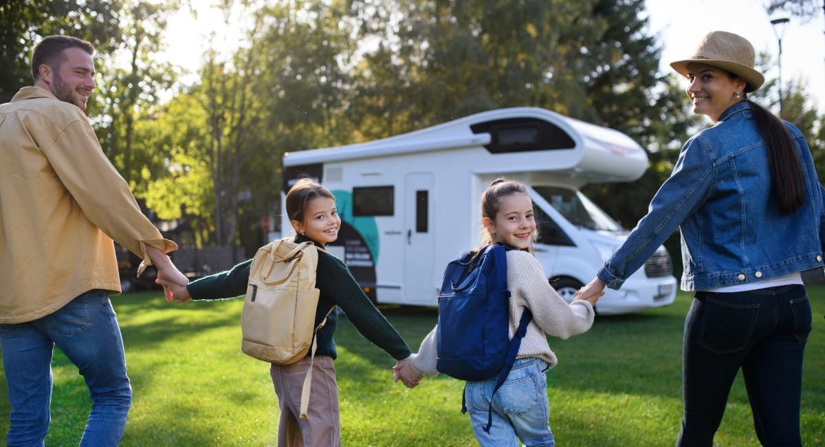 Family Rental Rv Best RVs That Sleep 4: Family Guide | RV Rentals of America